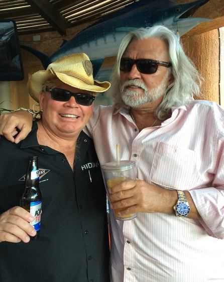 imageedit_1_2053703419